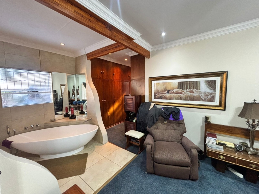 4 Bedroom Property for Sale in Baillie Park North West